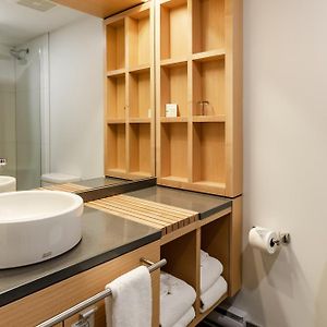 Signature Queen Room